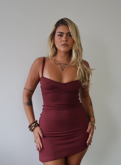 Vestido Lust Curto Wine