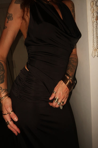 Saia Siren Black